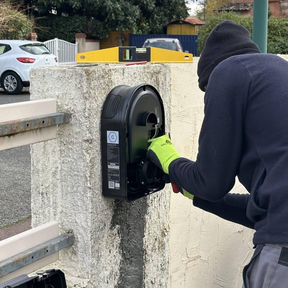 CB Elec 31 - Installation de borne de charge pour voiture à Toulouse